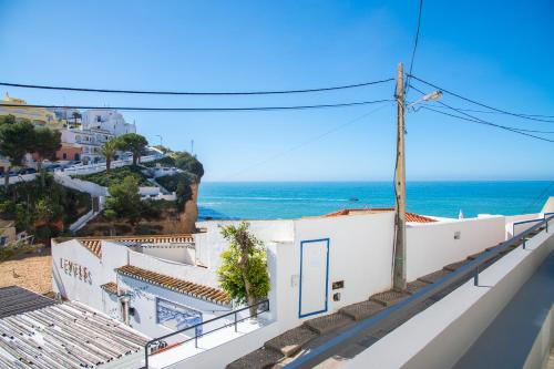 Queen of the bay pearl of carvoeiro