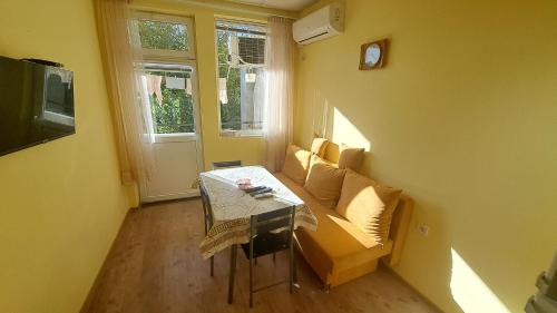 Телевизия и/или развлекателен център в Apartment Krasi 1