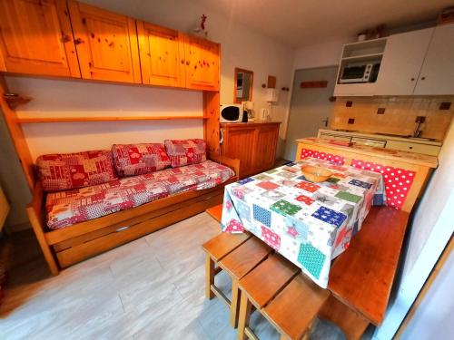 Charmant appartement 4 pers avec balcon, skis aux pieds, Les Menuires - FR-1-452-31