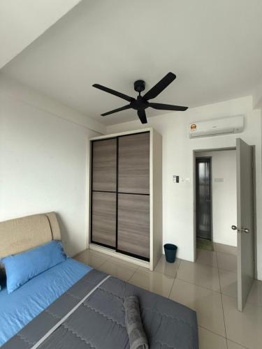 Ένα ή περισσότερα κρεβάτια σε δωμάτιο στο Casa Kayangan Meru Ipoh 3BR DAISY -by Goswell