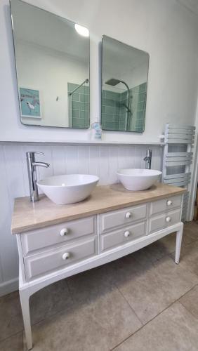 Ένα μπάνιο στο Seas The Day - Paignton, Close to Beach, Excellent Location