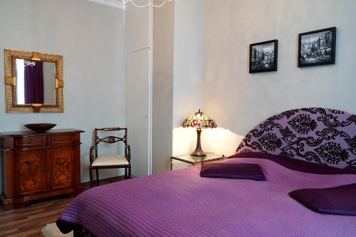 Кровать или кровати в номере Vip Apartment an den Thermen
