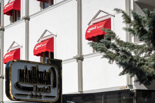 Bangunan di mana terletaknya hotel