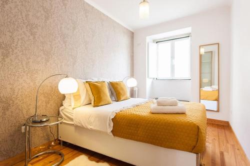 Old Town, 28 Tram, apartments with Private Terrace