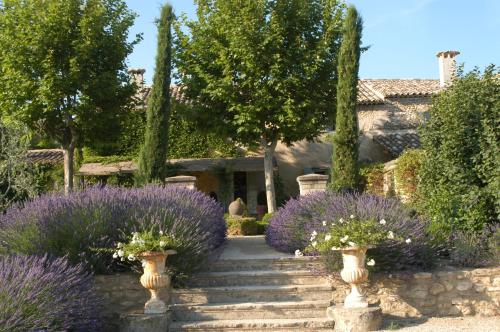 Κήπος έξω από το La Bastide de Marie, Maisons et Hôtels Sibuet