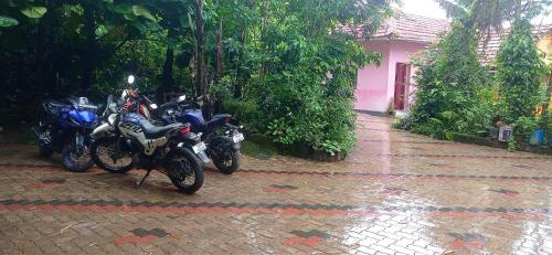 Фотография из галереи Dreams home estate stay coorg B в городе Suntikoppa