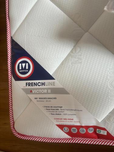 a package of white paper sitting on a table at Raphaël - T2 centre historique in Le Puy en Velay