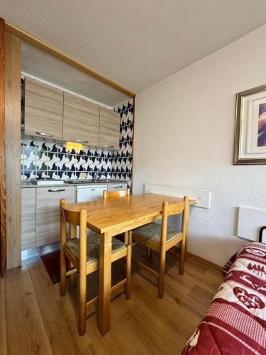 Katil atau katil-katil dalam bilik di Residence Petit Tibet