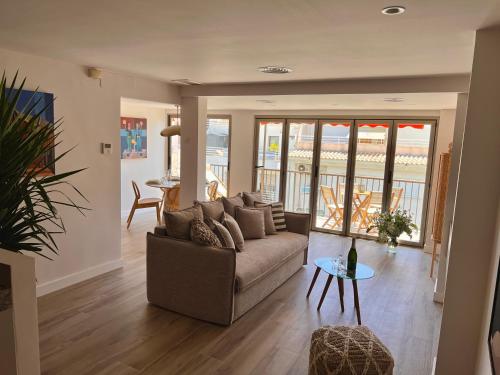 Godello by La Costera Hostal del Vino