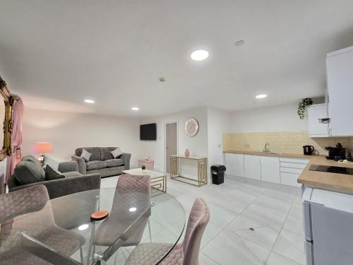 Beautiful Cardiff Bay Apartment photo 9