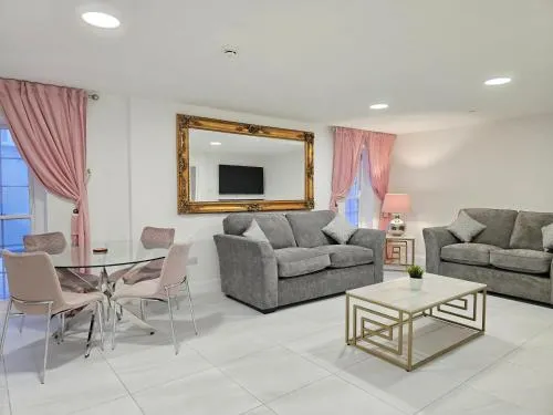 Beautiful Cardiff Bay Apartment photo 1