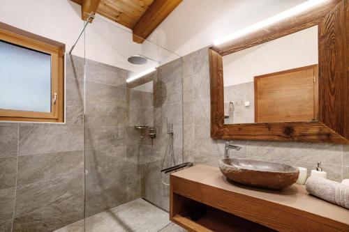 Koupelna v ubytování Chalet Resort Innerluferhof