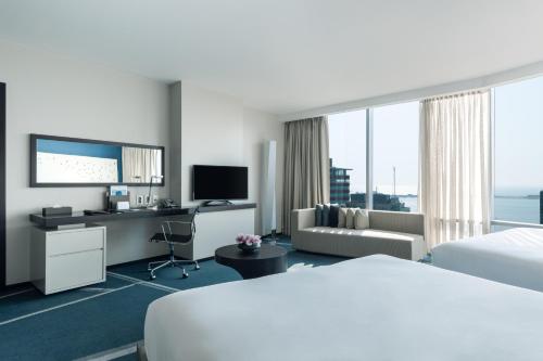 TV/Unterhaltungsangebot in der Unterkunft InterContinental Luanda Miramar by IHG