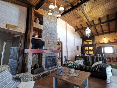 "LOS CASTILLOS" Casa Rural y espacio para eventos