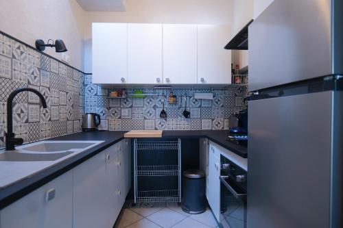 Photo de la galerie de l'établissement Appartement rénové à deux pas de la grande plage Les Sables - 6 personnes, à Les Sables-dʼOlonne