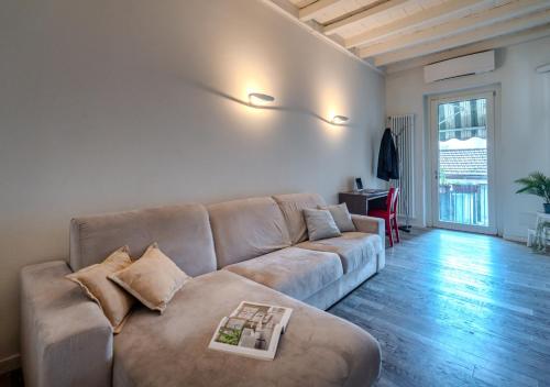 DUOMO-NAVIGLI - Suite Elegante in Centro Storico