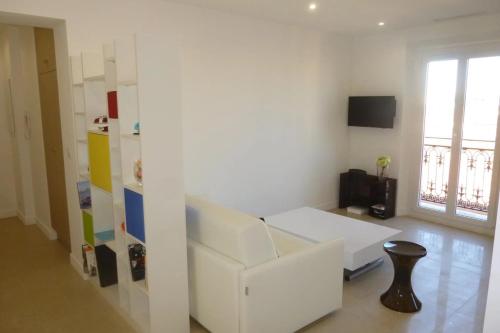 REF 990 - Cannes Center - Apartment for rent
