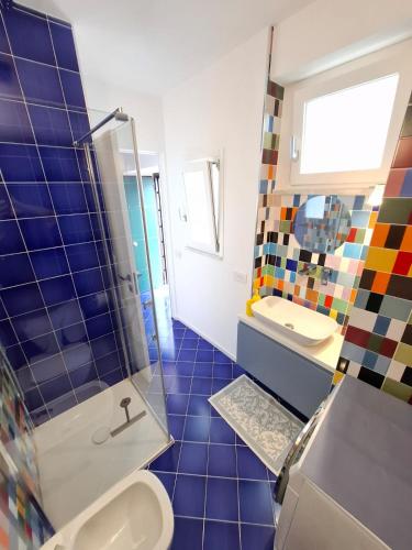 Un baño de ELEONORA'S HOUSE Minori Main Square