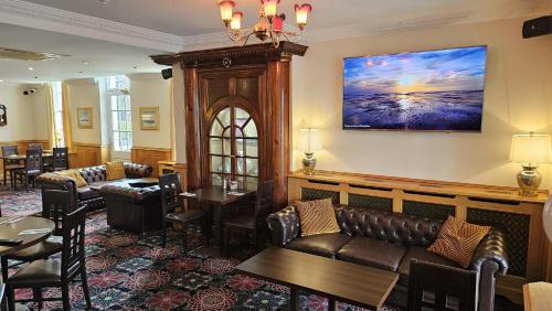 The Royal Hotel photo 53
