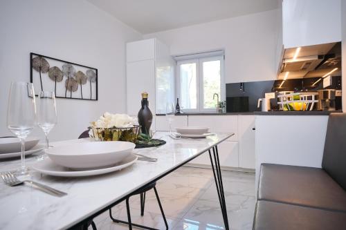 LaMer Luxury Suite by Litto