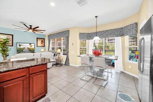 Windsor Hills Dream Private Screened Pool Home photo 19