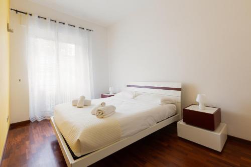 GuestHost - Milano Gambara Balcony Apartment