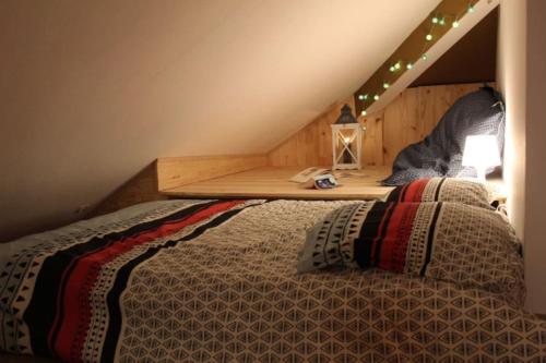 Giường trong phòng chung tại Studio cosy en centre-ville