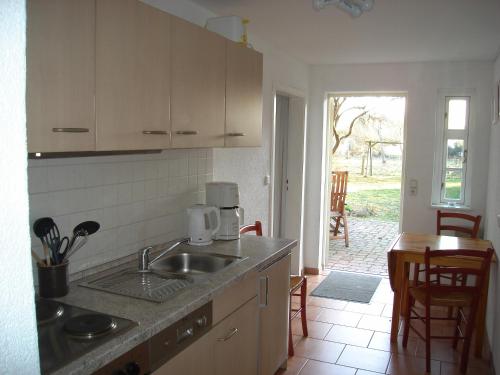 Kuchyň nebo kuchyňský kout v ubytování Ferienwohnung Sierke