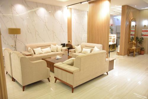 Fotografie z fotogalerie ubytování شقق زائر الشمال للشقق المخدومه v destinaci Sakakah