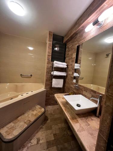 Koupelna v ubytování PisonayMapiHotelBoutique