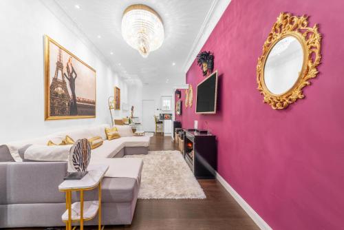 Cozy Apartment Near Central Station by NDP rent