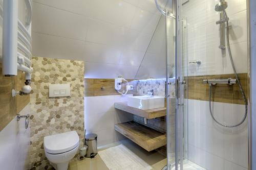 Bilik mandi di Gordonówka Residence & SPA- sauna i jacuzzi-przeżyj niezapomniany pobyt