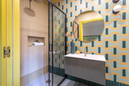 iFlat Colorful New Apartment in Esquilino