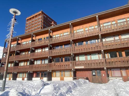 Magnifique appartement 8 personnes, balcon, skis aux pieds