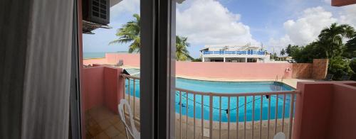 Der Swimmingpool an oder in der Nähe von Selva Boutique Hotel - Luquillo Oceanfront Retreat - Adults Only