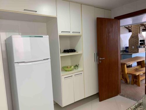 Billede fra billedgalleriet på Casa de Praia 3 Suítes c Ar condicionado e Piscina à 350m da Praia do Morro i Guarapari