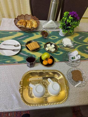 Jídlo v hotelu nebo okolí