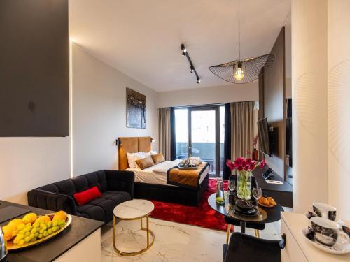 Apartment in Szczecin with Pool and Terrace