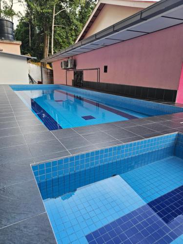 Bazén v ubytování Teratak Nipah Homestay Teluk Nipah Pangkor nebo v jeho okolí
