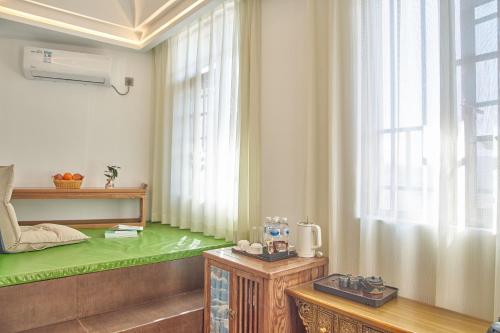 Παροχές για τσάι/καφέ στο Lijiang Joland Guest House
