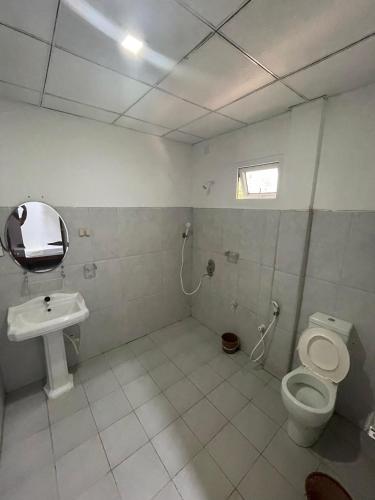 Un baño de Madawa Rest Hostel