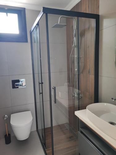 Bilik mandi di Kervan Saray Loft apartment
