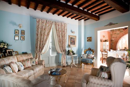 Гостиная зона в Casa Vacanze B&B Poggio Al Vento Toscana