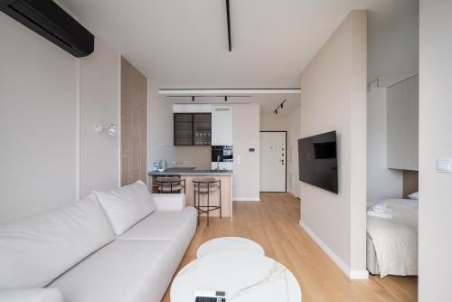Foto Grzybowska 13th Floor Glamour Apartment by BookingHost 5