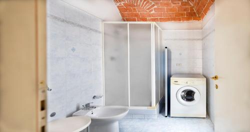 Ένα μπάνιο στο Casa terrazza esclusiva Wi-Fi- Air Conditioning - centro storico