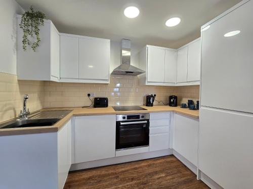Cardiff flat with roof-terrace photo 16