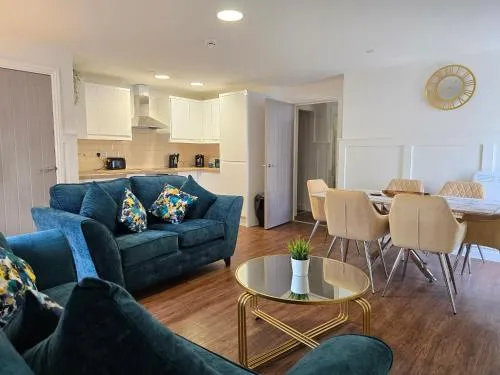 Cardiff flat with roof-terrace photo 1