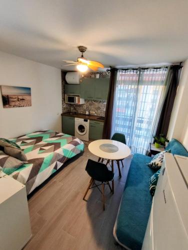 Sea Views Studio 1025