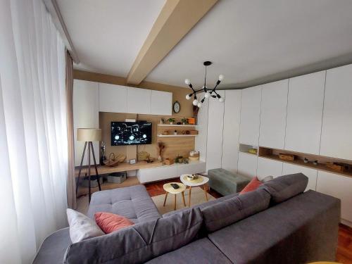 Χώρος καθιστικού στο Stan na dan Sara Novi Sad - u blizini centra grada