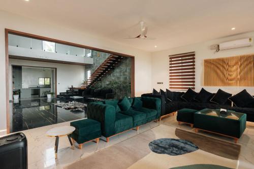 Χώρος καθιστικού στο Villa 1721 - Yermal Property by EWA Properties